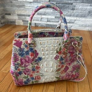Brahmin - Finley Melbourne Satchel
Color - “Homegrown”  Perfect condition
